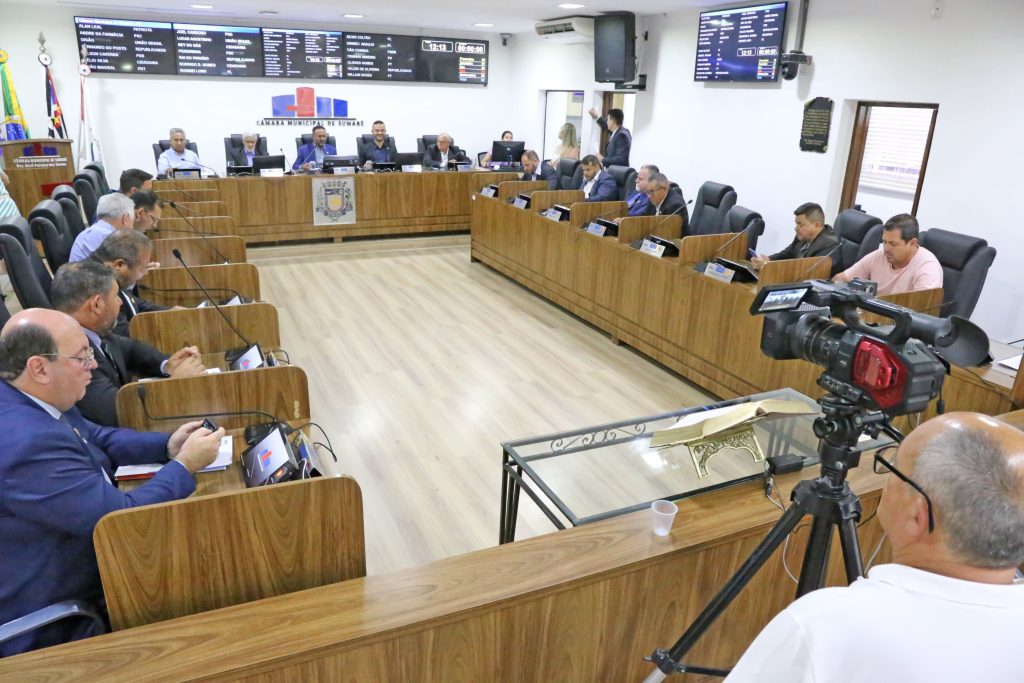 sessao-da-camara-municipal-de-sumare-atrasa-cerca-de-duas-horas