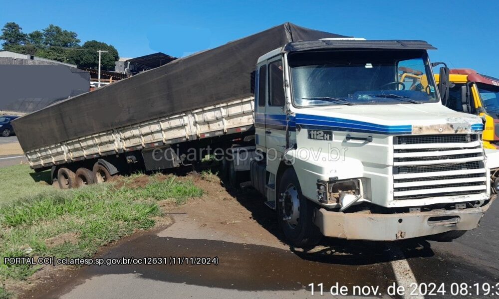 engavetamento-com-tres-carretas-e-dois-carros-causa-congestionamento-de-7-km-na-anhanguera