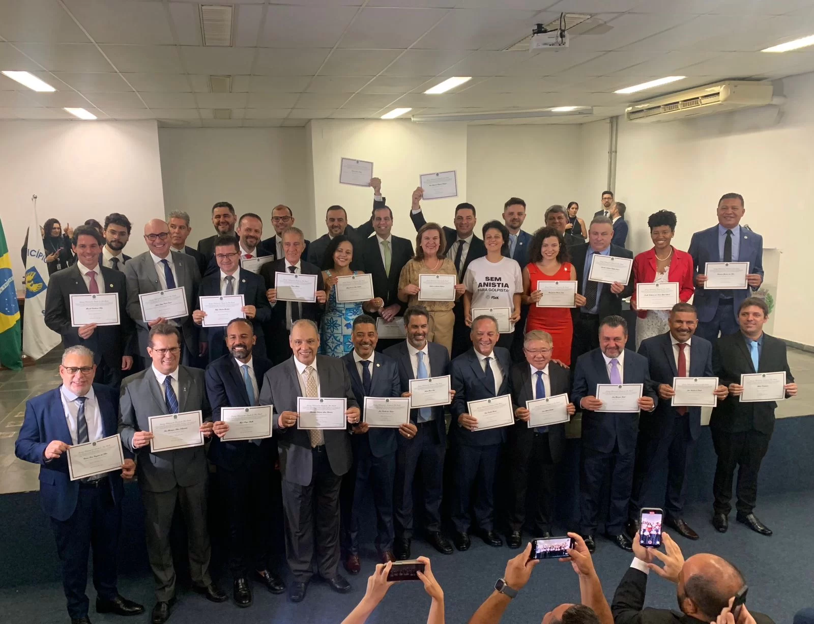 eleitos-para-a-prefeitura-e-camara-sao-diplomados-em-campinas