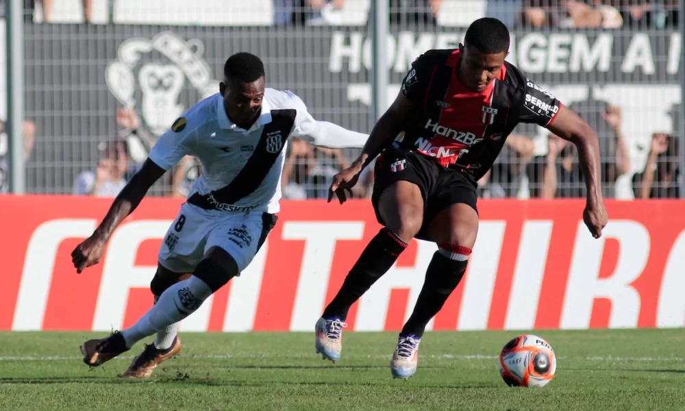 ponte-preta-fica-no-empate-com-botafogo,-em-casa,-e-ameniza-pressao-sobre-o-palmeiras