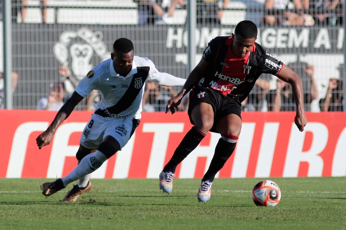 ponte-preta-fica-no-empate-com-botafogo,-em-casa,-e-ameniza-pressao-sobre-o-palmeiras