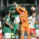 guarani-sofre-empate-do-velo-clube-nos-acrescimos-e-sai-vaiado-no-brinco-de-ouro