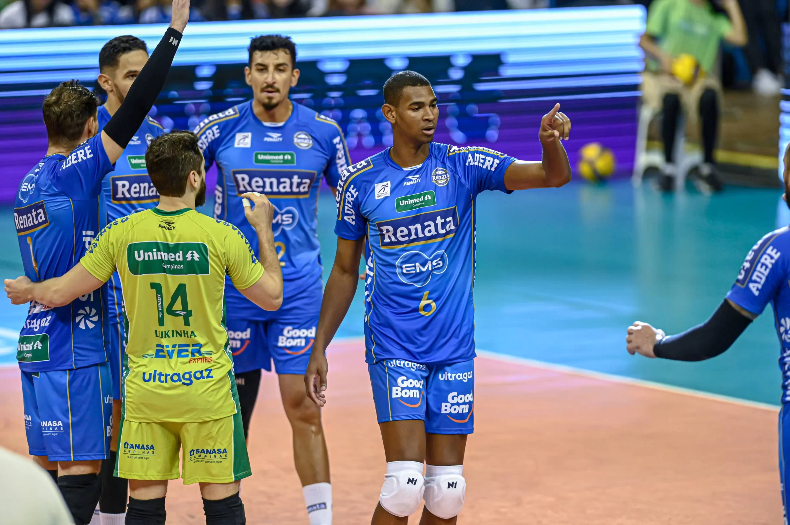 volei-renata-volta-as-quadras-para-encarar-joinville-hoje
