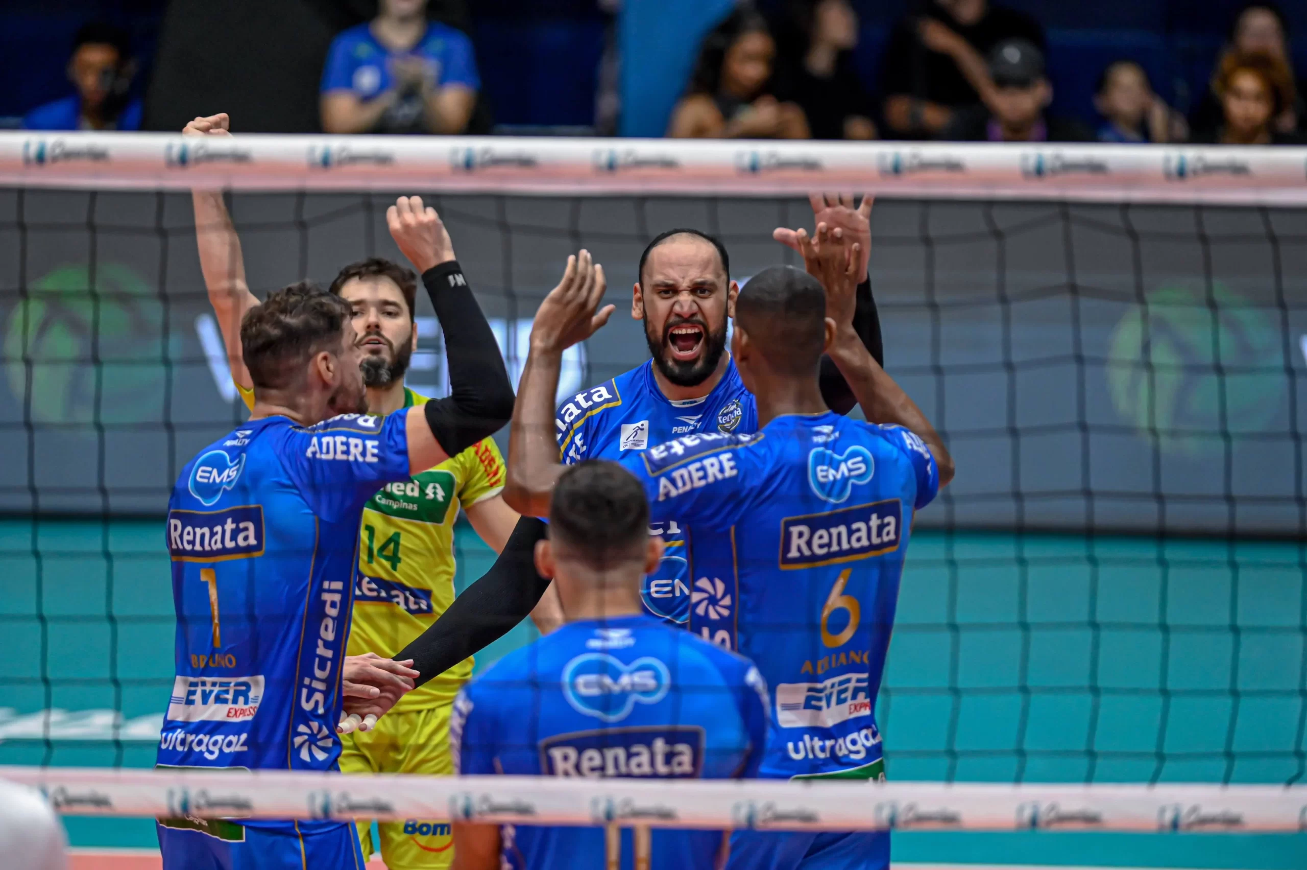volei-renata-encerra-1a-fase-da-superliga-com-jogo-decisivo-contra-o-sesi-sp