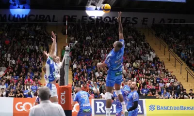 volei-renata-e-joinville-abrem-quartas-de-final-da-superliga-masculina-neste-domingo