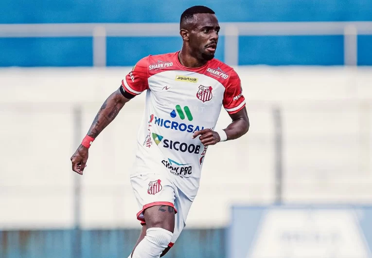 ponte-preta-perde-disputa-pelo-atacante-matheus-guilherme