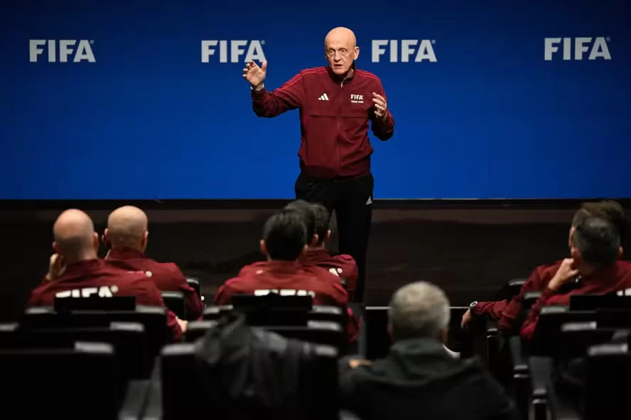 arbitros-vao-usar-cameras-corporais-para-‘nova-experiencia’-no-mundial-de-clubes