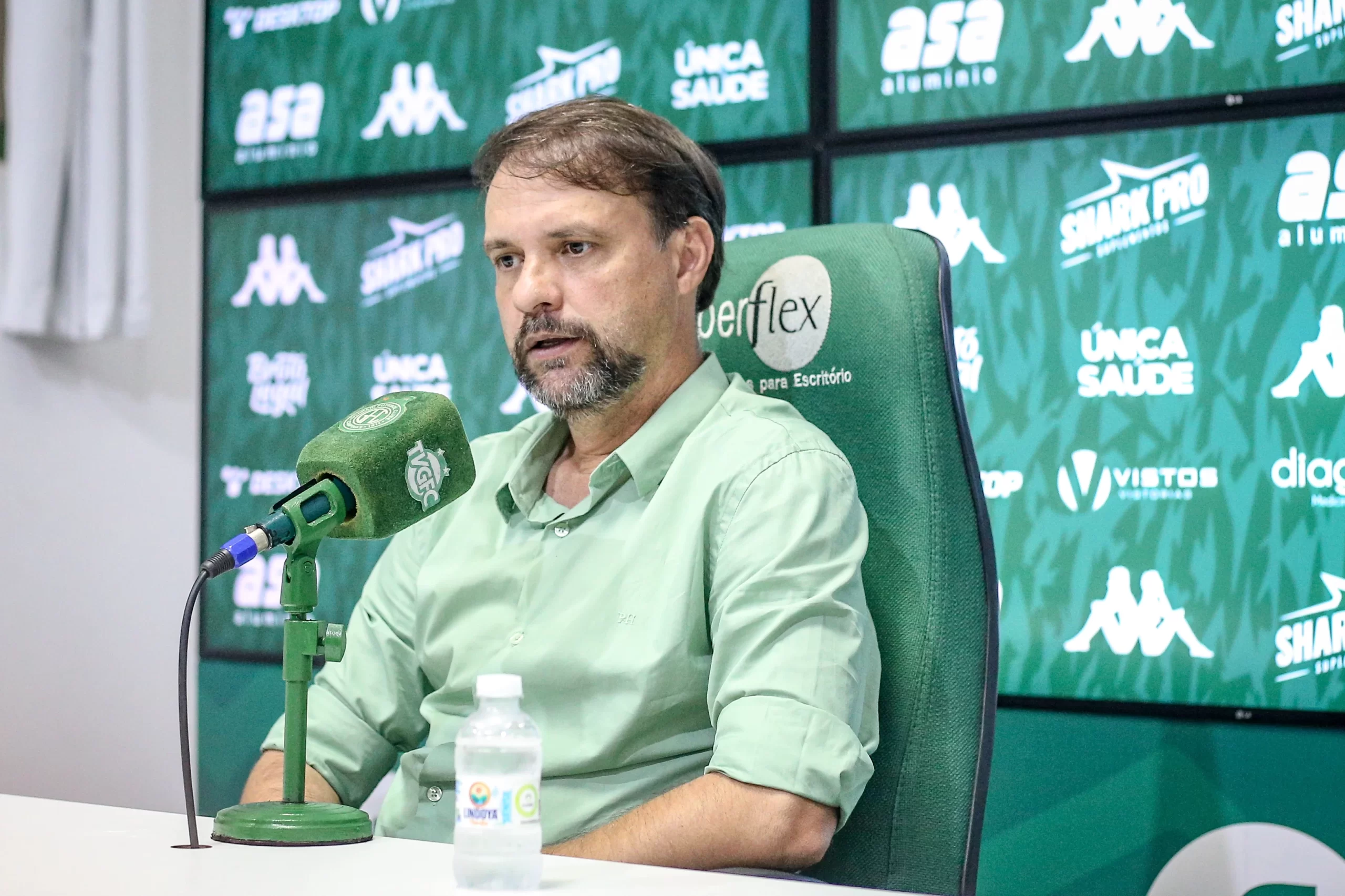 tecnico-do-guarani-minimiza-vaias-da-torcida-apos-reves-na-estreia:-‘zero-pressionado’