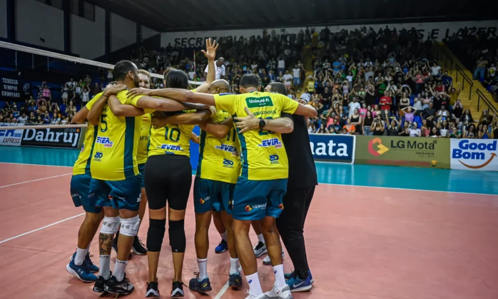 jogo-solidario-vai-reunir-bruninho,-giba-e-outros-craques-do-volei-no-ginasio-do-taquaral