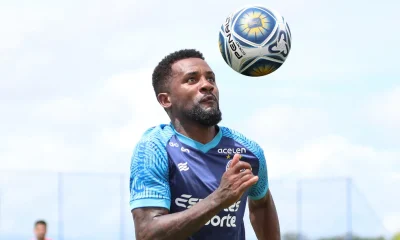 guarani-contrata-o-lateral-direito-naturalizado-bulgaro-cicinho,-ex-bahia