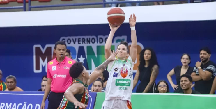 no-detalhe,-campinas-e-derrotado-pelo-sampaio-correa-na-liga-de-basquete