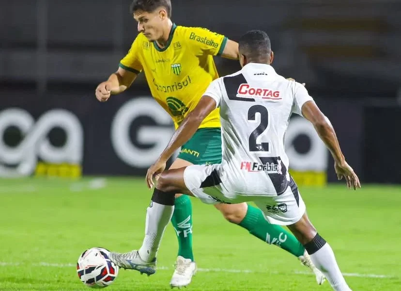 ponte-preta-perde-para-o-ypiranga-em-casa-apos-terceira-expulsao-seguida