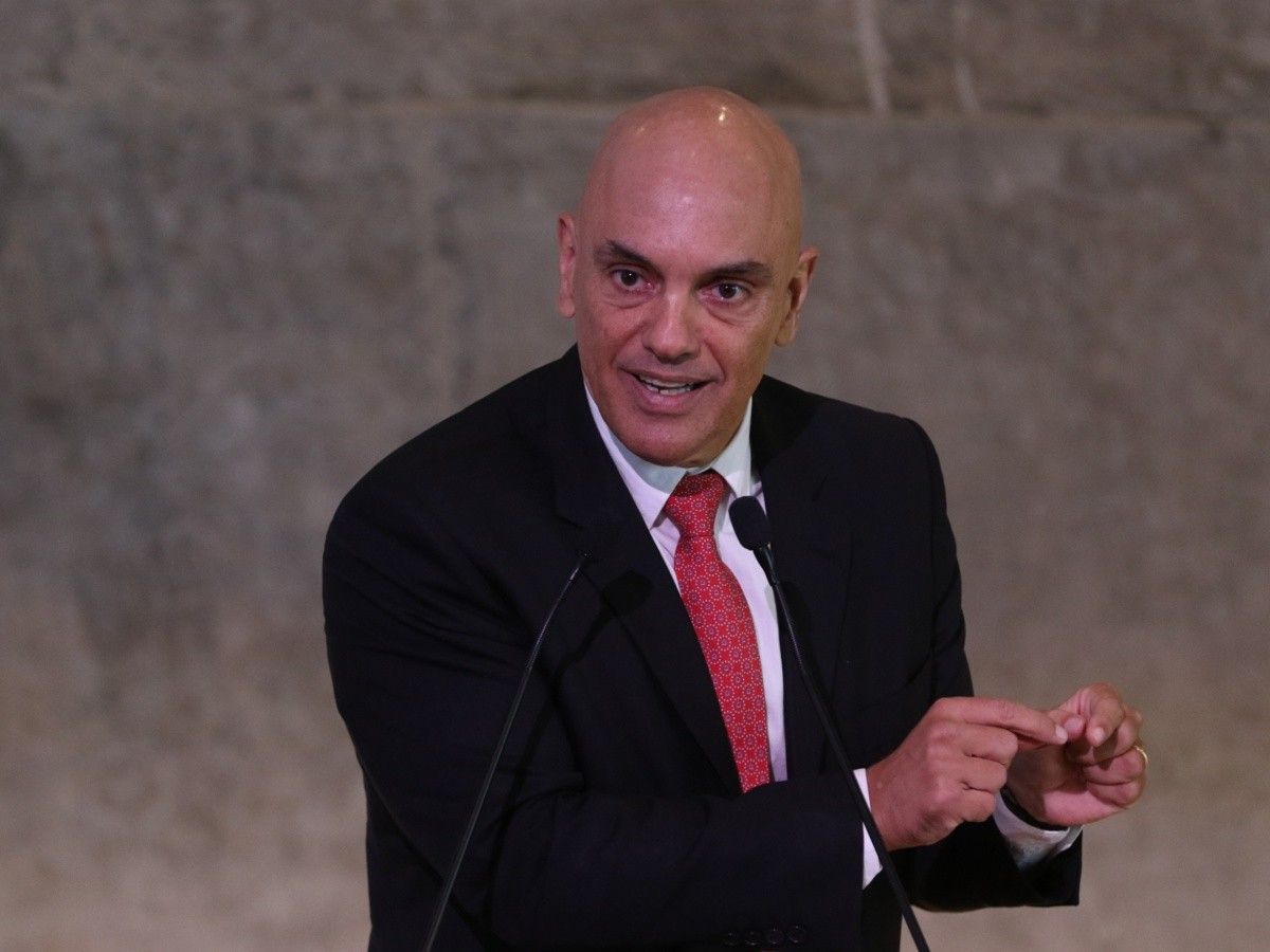 moraes-nega-pedido-de-cid-para-nao-ir-aos-proximos-interrogatorios-do-‘nucleo-crucial’