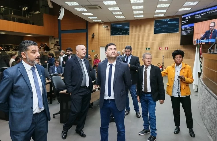 camara-aprova-reajuste-de-6%-para-servidores-municipais-de-campinas