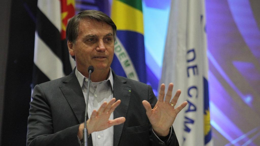 alvo-de-operacao-da-pf-nesta-sexta,-bolsonaro-tera-que-usar-tornozeleira-eletronica