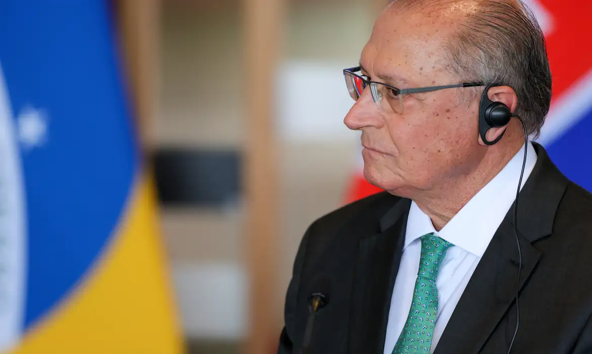 alckmin-se-reune-fora-da-agenda-com-representante-da-embaixada-dos-eua