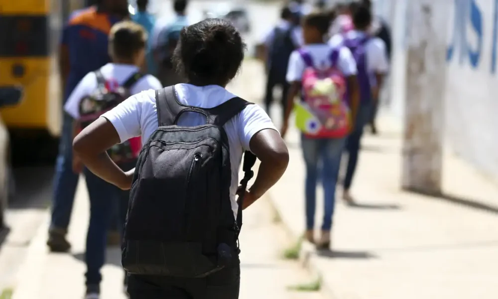 adultizacao:-projeto-em-campinas-proibe-atividades-que-sexualizam-criancas-e-adolescentes