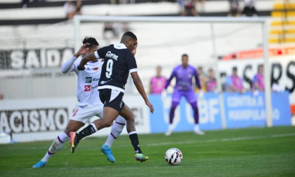 ponte-preta-encerra-jejum-e-vence-o-itabaiana-na-estreia-de-marcelo-fernandes