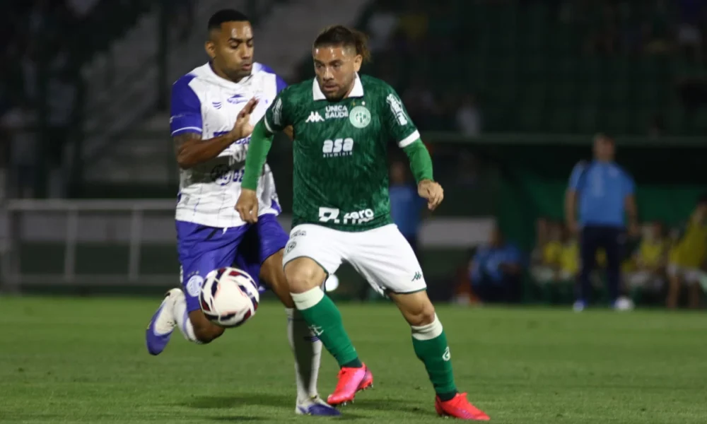 gol-relampago-garante-vitoria-do-guarani-sobre-o-confianca-na-serie-c