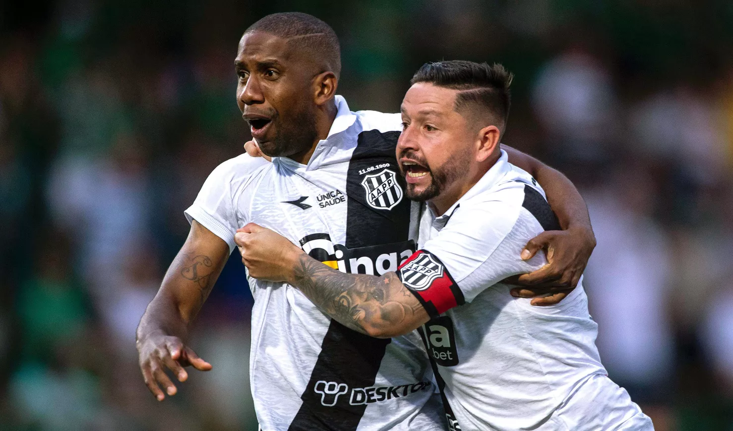 ponte-preta-vence-guarani-em-jogo-marcado-por-confusao-nas-arquibancas