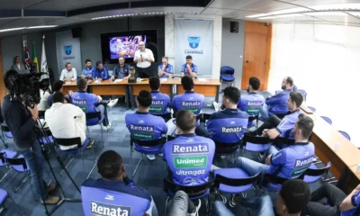 campeao,-volei-renata-recebe-homenagem-e-estreia-nesta-semana-na-superliga