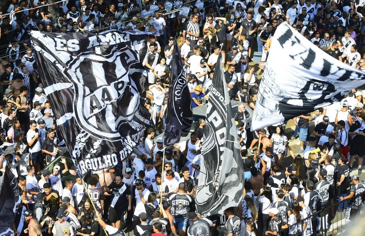 ponte-preta-conquista-primeiro-titulo-nacional-em-125-anos-com-vitoria-sobre-londrina