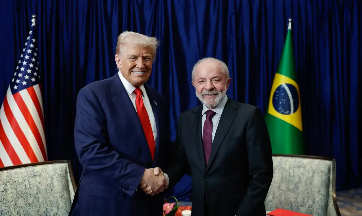 eua-retiram-tarifa-de-40%-sobre-produtos-brasileiros-apos-conversa-entre-donald-trump-e-lula