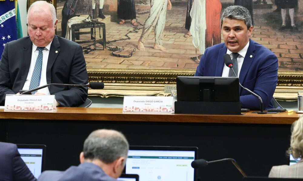 pedido-de-vista-adia-votacao-de-parecer-sobre-mandato-de-zambelli
