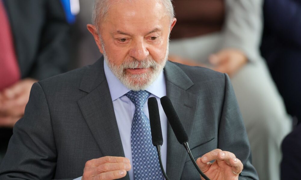 lula-diz-que-indicacao-de-messias-nao-deve-ser-problema-politico