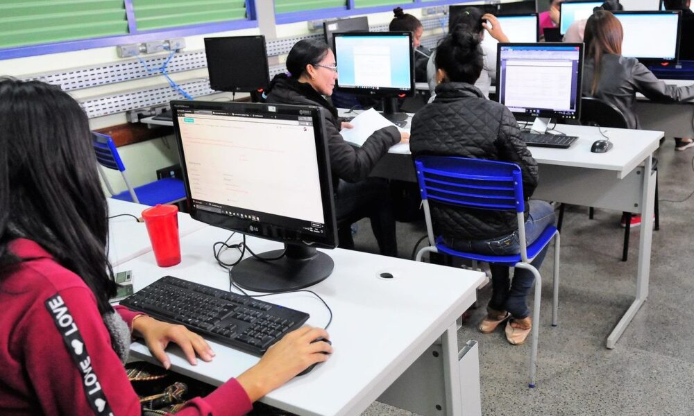 escolas-do-norte-e-nordeste-terao-r$-53-milhoes-para-ampliar-internet