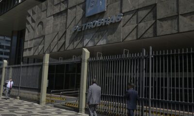petroleiros-aprovam-greve-nacional-a-partir-de-segunda-feira