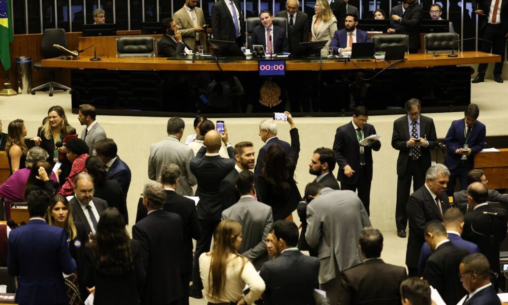 camara-aprova-reducao-de-beneficios-fiscais;-projeto-vai-ao-senado