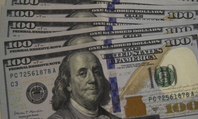 apos-sete-altas-seguidas,-dolar-cai-0,95%-e-fecha-em-r$-5,53