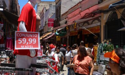 comercio-popular-do-rio-tem-movimentacao-intensa-as-vesperas-do-natal