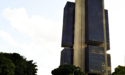 juros-do-credito-pessoal-e-cartao-rotativo-avancam-para-as-familias