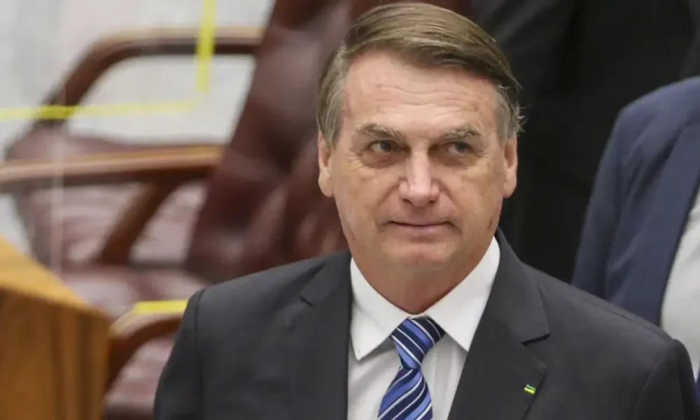 apos-cirurgia-de-hernia,-bolsonaro-inicia-reabilitacao