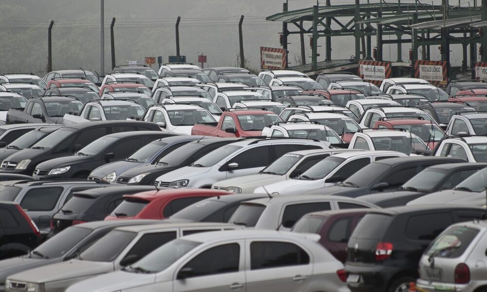 vendas-de-automoveis-e-comerciais-leves-devem-crescer-3%-em-2026