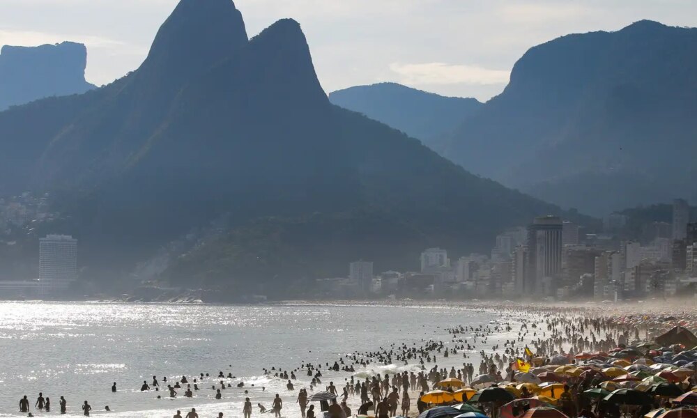 turismo-brasileiro-tem-faturamento-recorde-de-r$-185-bi-em-2025