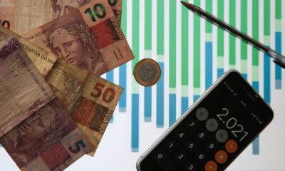 exportacoes-de-servicos-batem-recorde-e-alcancam-us$-51,8-bi-em-2025