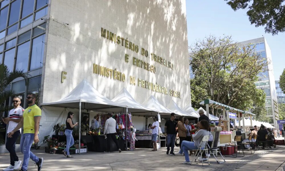governo-libera-mais-r$-4,6-bi-para-pagar-saque-aniversario-do-fgts