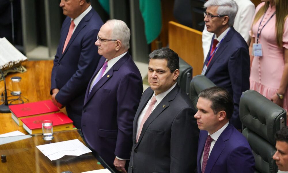 davi-alcolumbre-prega-convivencia-pacifica-entre-poderes
