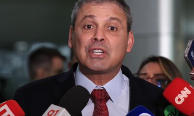 governo-deve-enviar-projeto-para-acabar-com-escala-6×1,-diz-lider