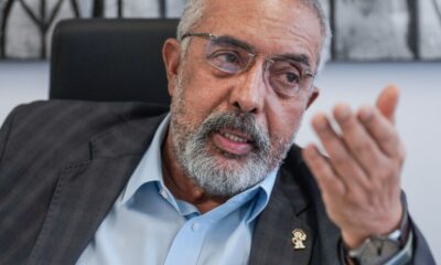 nao-ha-mais-razao-para-manter-escala-6×1-e-jornada-de-44h,-diz-senador