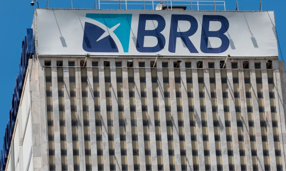 diretor-juridico-do-brb-deixa-cargo-apos-caso-banco-master