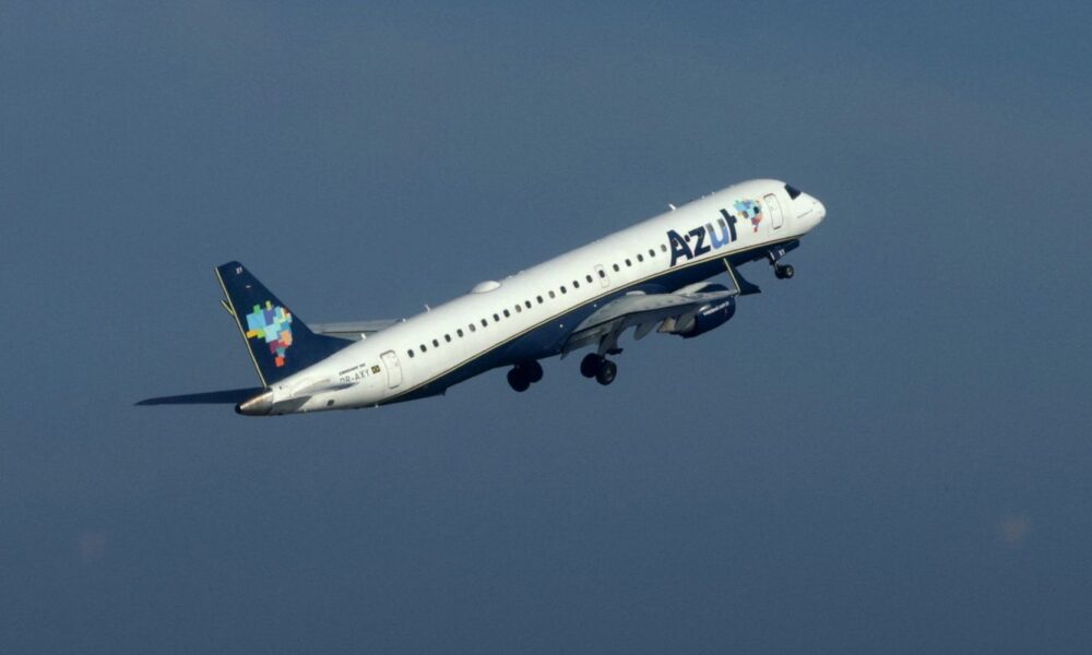 azul-fecha-acordo-de-us$-200-milhoes-com-american-e-united-airlines