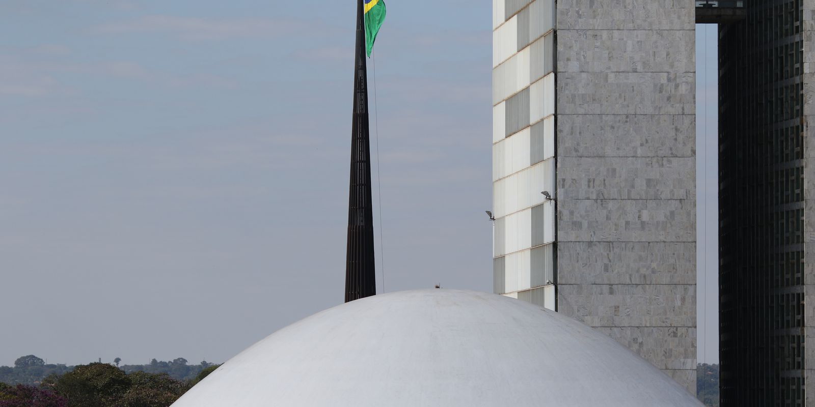 estupro:-senado-aprova-vulnerabilidade-absoluta-para-menor-de-14-anos