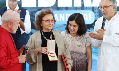 pesquisadora-margareth-dalcolmo-recebe-medalha-oswaldo-cruz