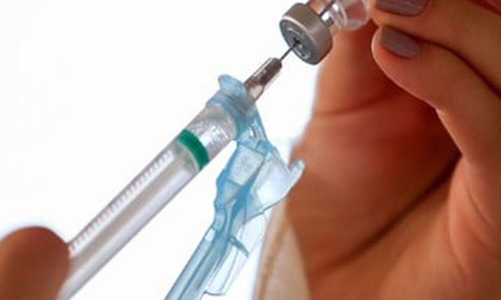 vacina-da-herpes-zoster-e-segura-para-pacientes-reumaticos,-diz-estudo