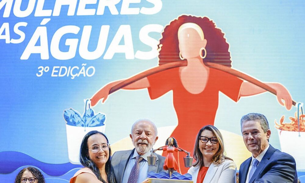 jamais-vamos-acabar-com-o-seguro-defeso,-diz-lula-a-pescadoras