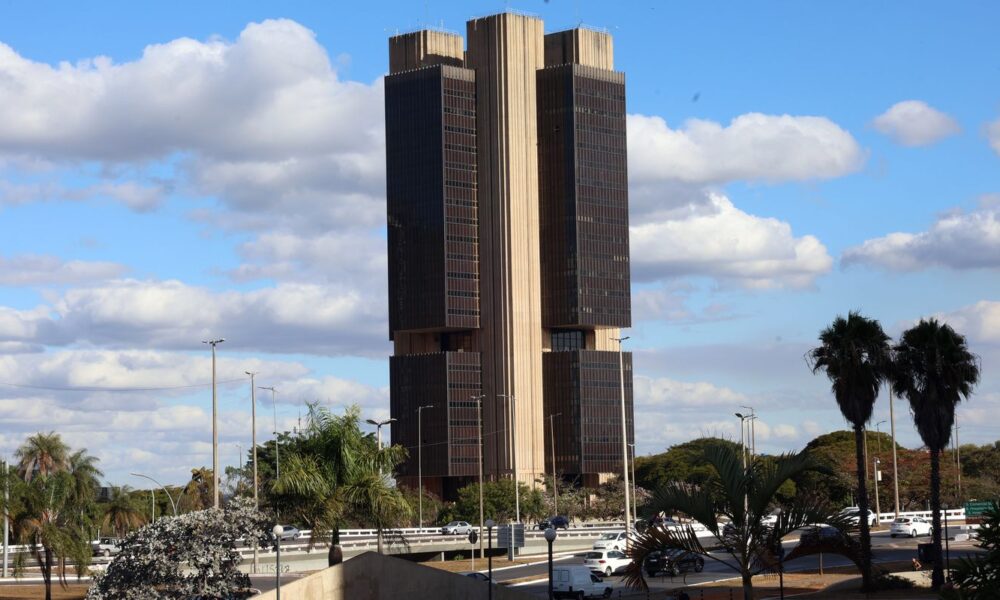 industria,-comercio-e-sindicatos-pedem-queda-mais-forte-da-selic
